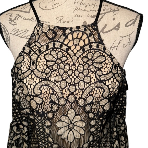 VENUS Top - Picture 3 of 8